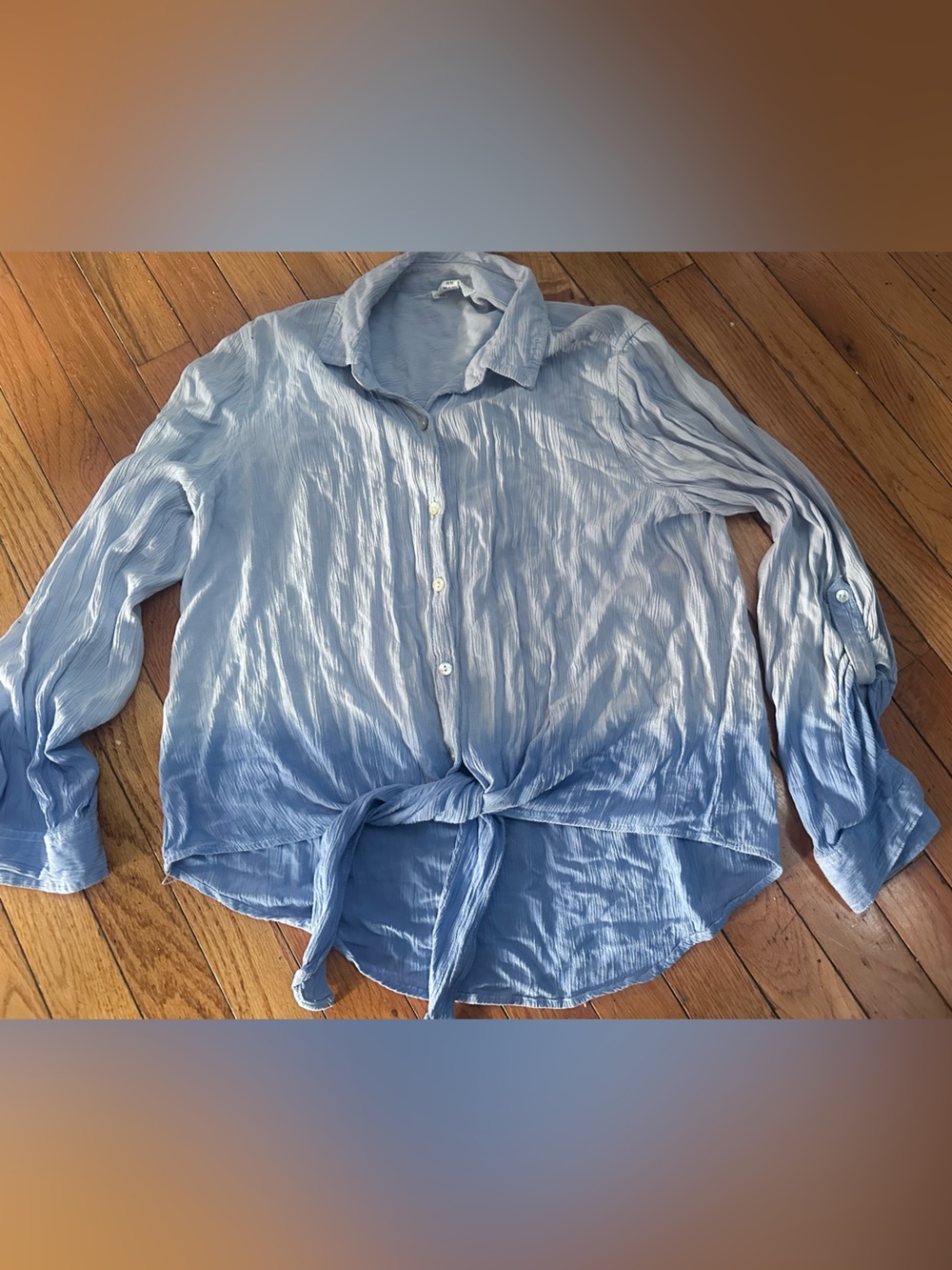 Beach Lunch Lounge M Light Blue Crinkle Button-Front Blouse